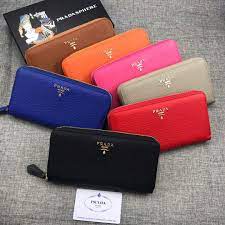 Girl <br>Wallets