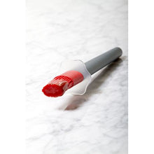 Load image into Gallery viewer, Progressive Kitchenware - Dripless Basting Brush - Red
