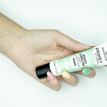 Load image into Gallery viewer, Essence Prime+ Studio Redness Correcting + Pore Minimizing Primer - Green
