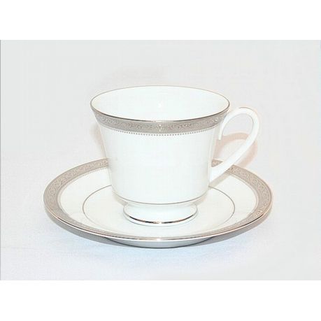 Noritake - Signature Platinum Tea Saucer - White and Platinum - 15 x 15 x 1cm