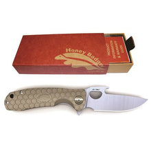 Load image into Gallery viewer, Ultratec Honey Badger Opener Tan - Medium
