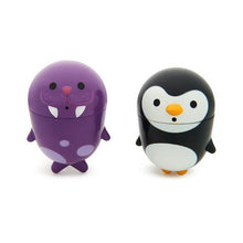 Load image into Gallery viewer, Munchkin - Penguin And Walrus Clean Squeeze Bath Squirts - Set Of 2
