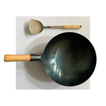 Load image into Gallery viewer, HouzeComfort Traditional Hammered Chinese Stir Fry Wok with Round Bottom
