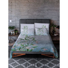 Load image into Gallery viewer, 5 Piece Classic Quilted Bed Spread Set - 240cm x 210cm - Snow Drop
