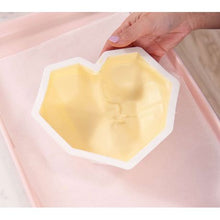 Load image into Gallery viewer, Breakable Heart Silicone Mould -For Chocolate and Cake
