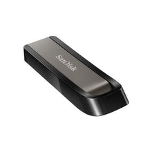 Load image into Gallery viewer, Sandisk Extreme Go Usb 3.2 Drive 128gb
