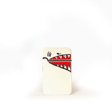 Load image into Gallery viewer, Zenga Grand Jet Flame Shark Lighter - White
