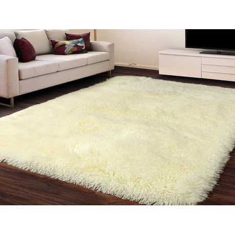 Fluffy White/Cream Carpet