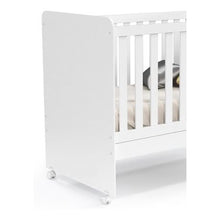 Load image into Gallery viewer, George &amp; Mason Baby - Ninare Cot With Wheels
