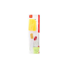 Load image into Gallery viewer, Silicone (Yellow) Spatula and (Green) Basting Brush set
