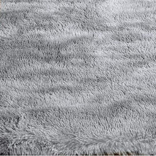 Load image into Gallery viewer, Fluffy Carpets Rug Silver grey 200 x 150cm
