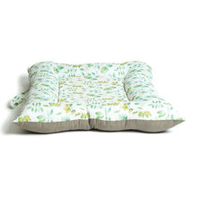 Load image into Gallery viewer, George &amp; Mason Baby - Playmat - Foliage
