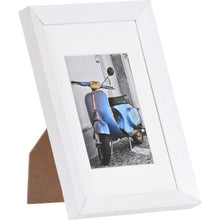 Load image into Gallery viewer, Umbria Stylish Wooden Frame Pic Size 10x15cm Mountboard 7x10cm - 4 Pack - White
