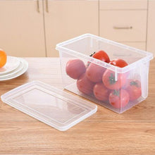 Load image into Gallery viewer, Maisonware Transparent PP Food Storage Boxes - Set of 4
