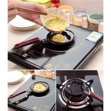 Load image into Gallery viewer, Non-Stick Flower-Shaped Mini Frying Pan
