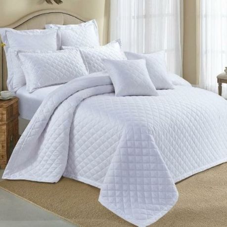 Fashionable Bed Spreed - White - 5 Piece