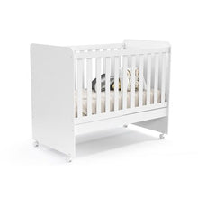 Load image into Gallery viewer, George &amp; Mason Baby - Ninare Cot With Wheels
